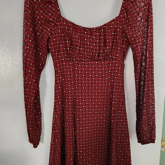 ‎Lily Rose Foil Emblished Skater Dress - Picture 3 of 15